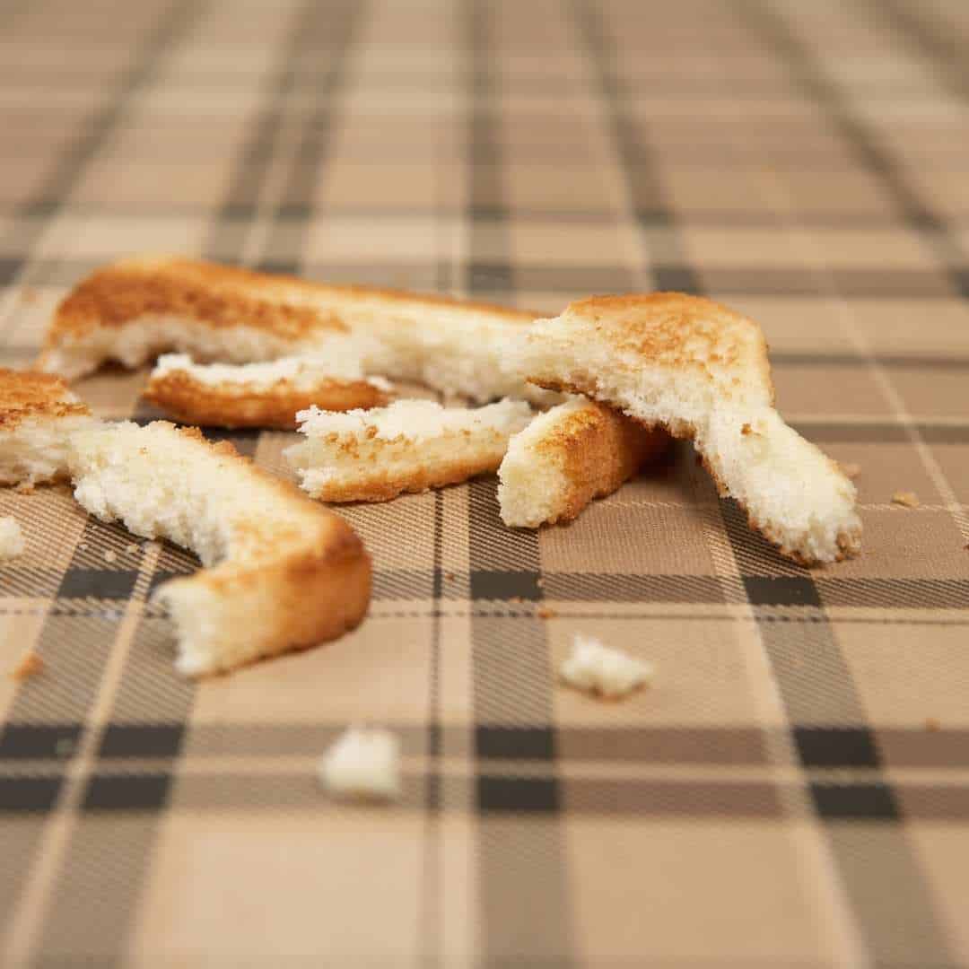 cut off the bread crust