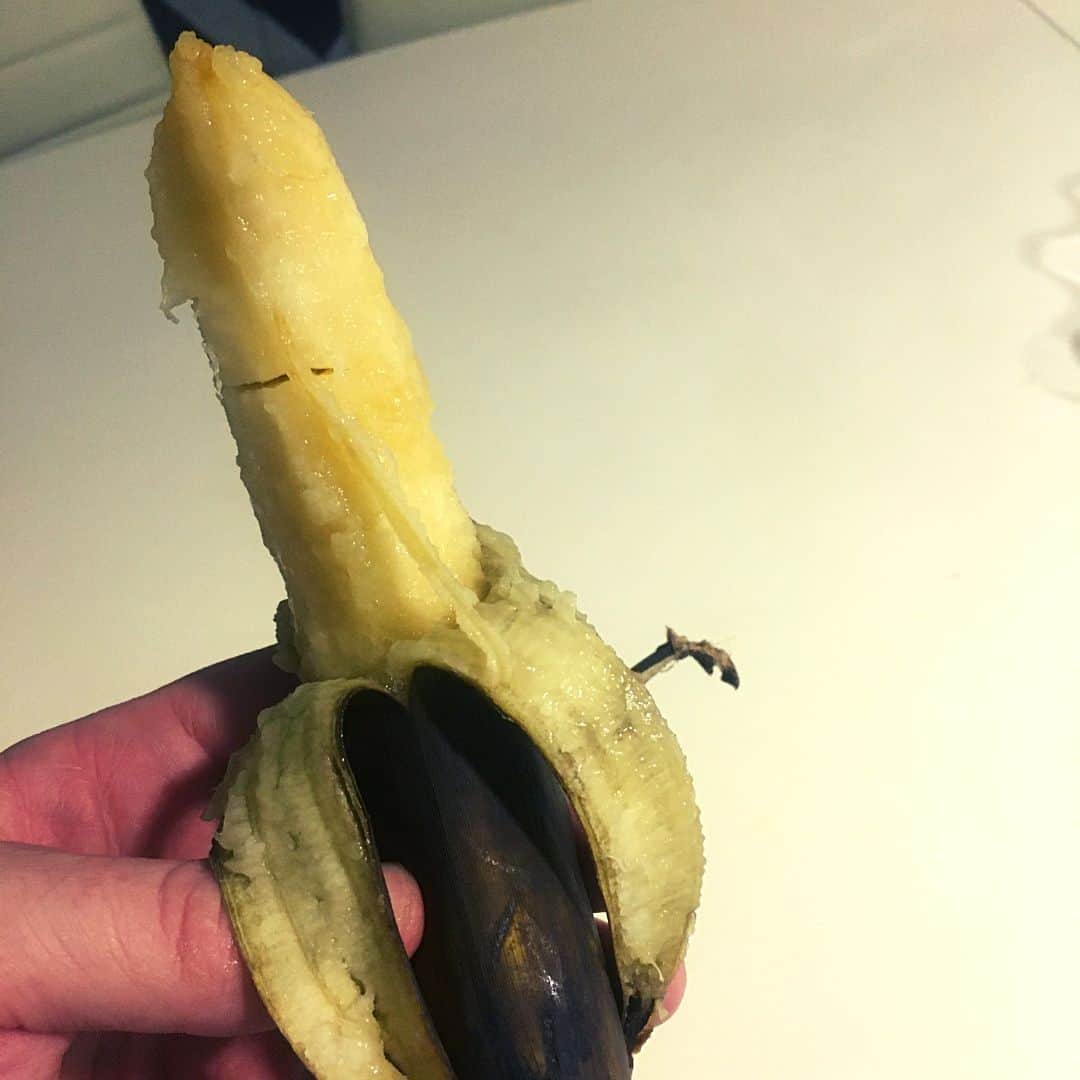 eating banana that is rotten