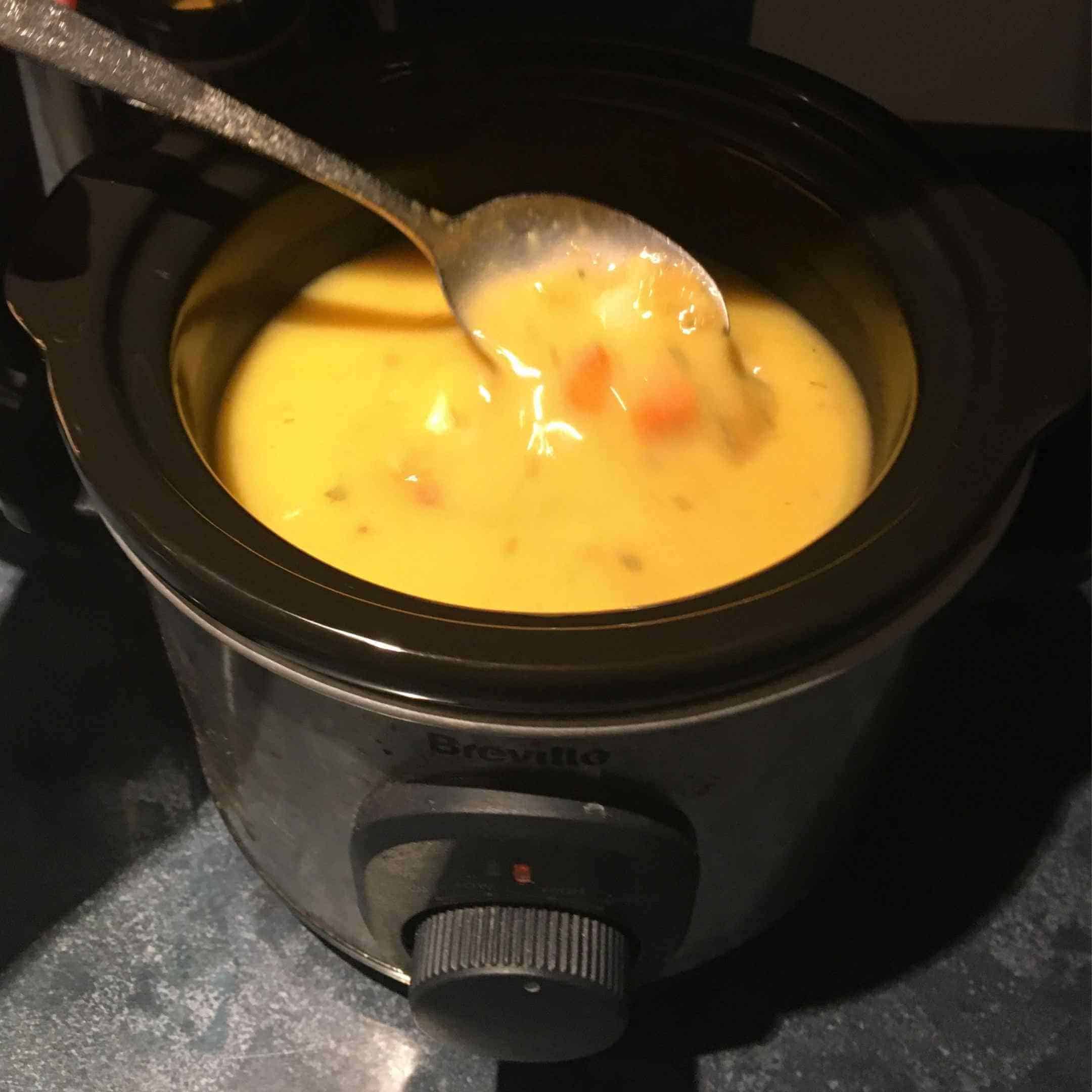 heating canned soup in the slow cooker