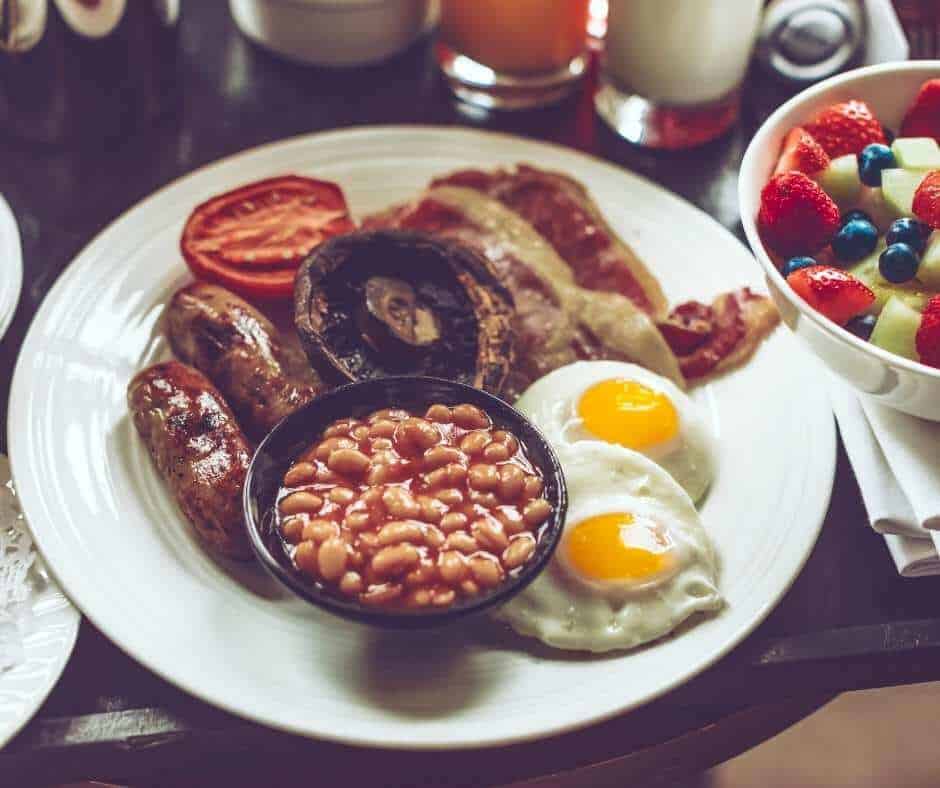English breakfast with baked beans