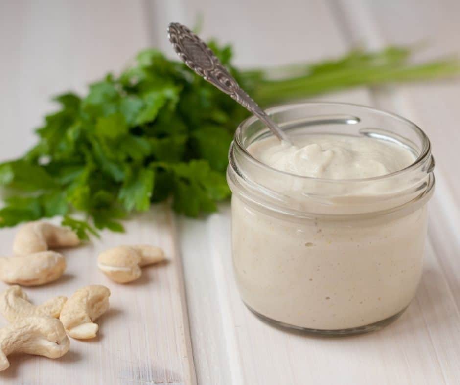 homemade vegan cashew mayonnaise