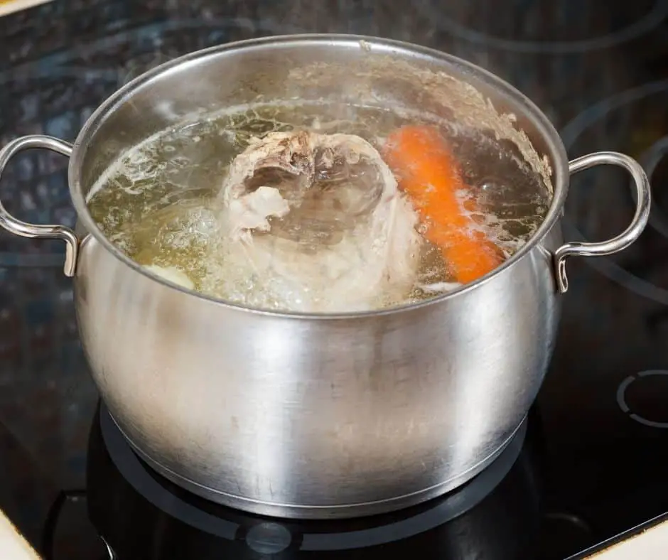 making chicken stock