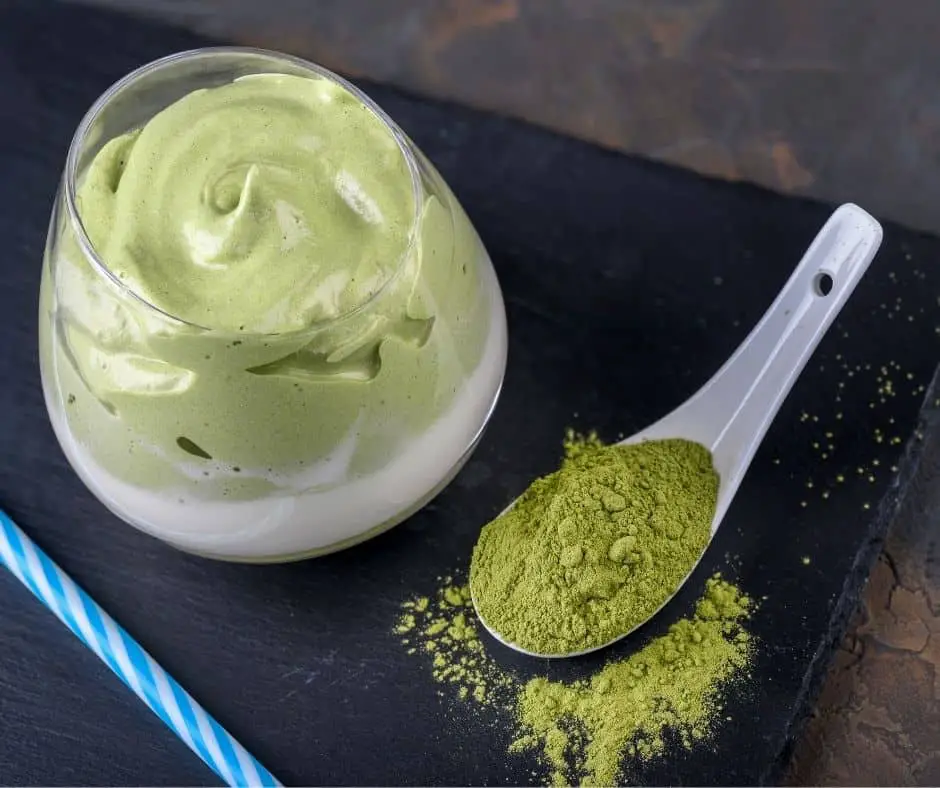 whipped matcha dalgona