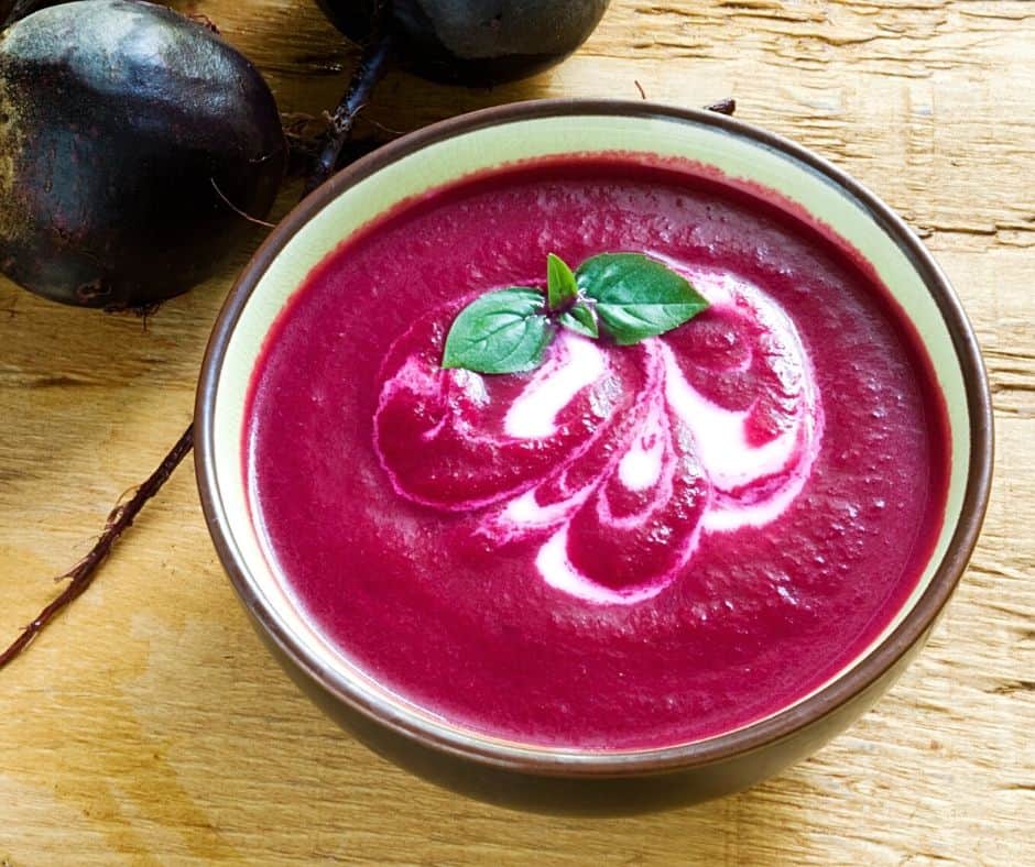 slimming detox soup with beetroot