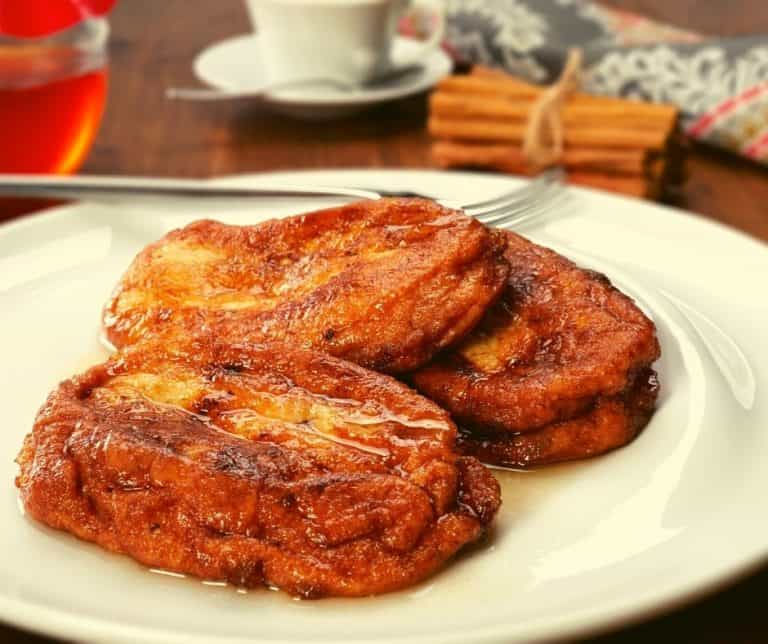 How To Make French Toast Without Bread? (9 Finger-Licking No-Bread Recipes)