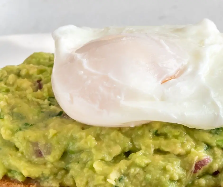 crispy sweet potato fritters guacamole and poached egg