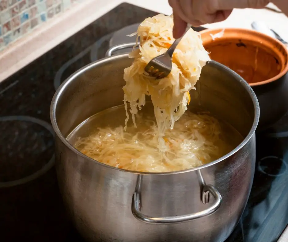 cooking sauerkraut on stovetop