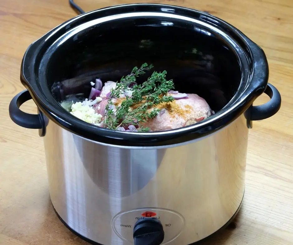 cooking meat in a slow cooker