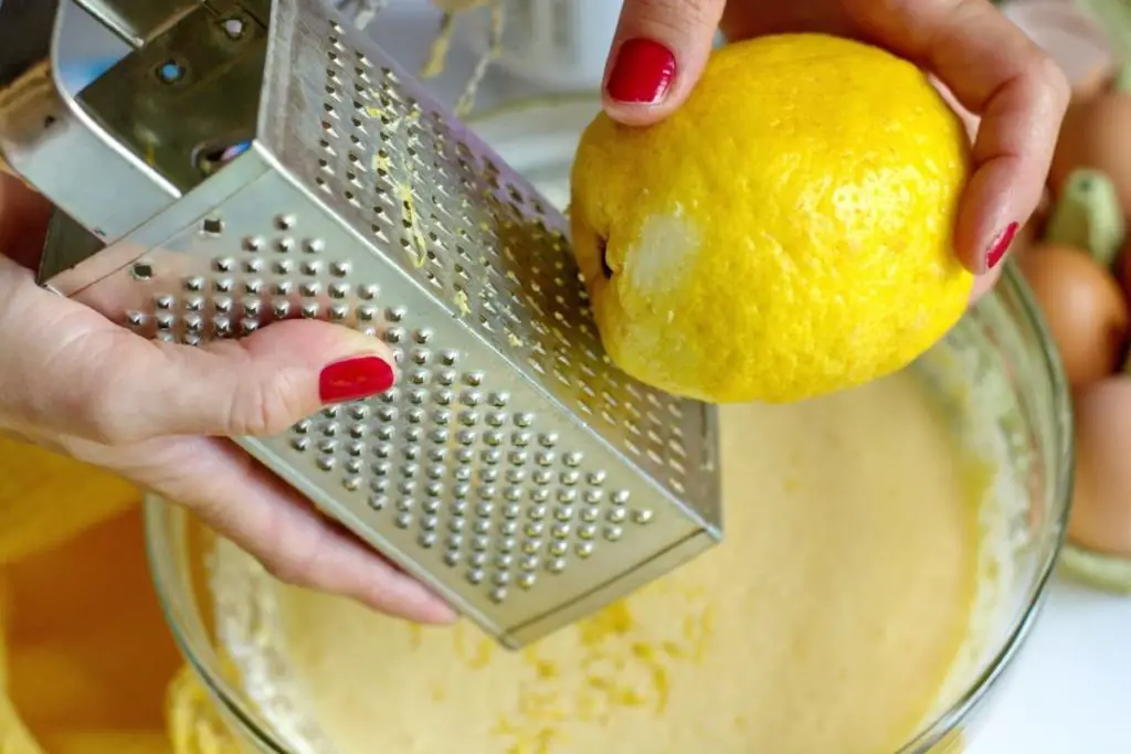 making cake mix better with zest of lemon