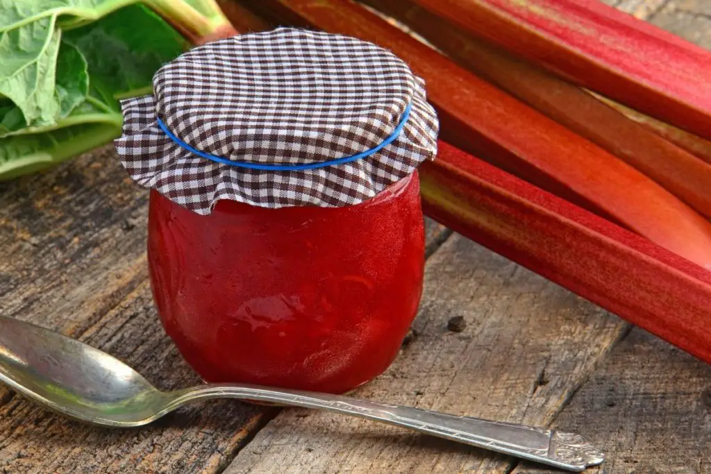 homemade rhubarb jam