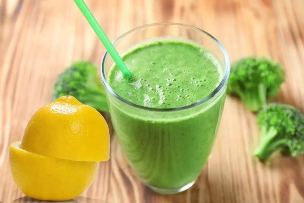 energy boosting broccoli smoothie