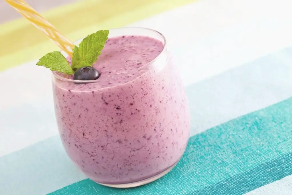 purple smoothie with sauerkraut