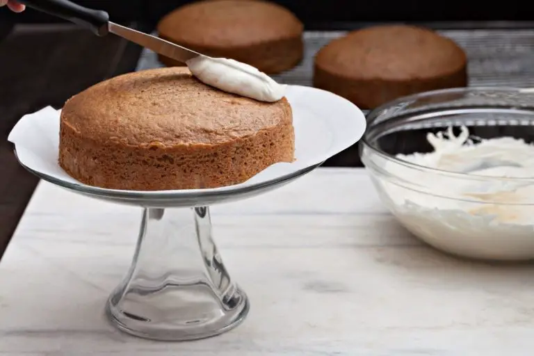 15 Carrot Cake Frosting Alternatives (Without Cream Cheese)