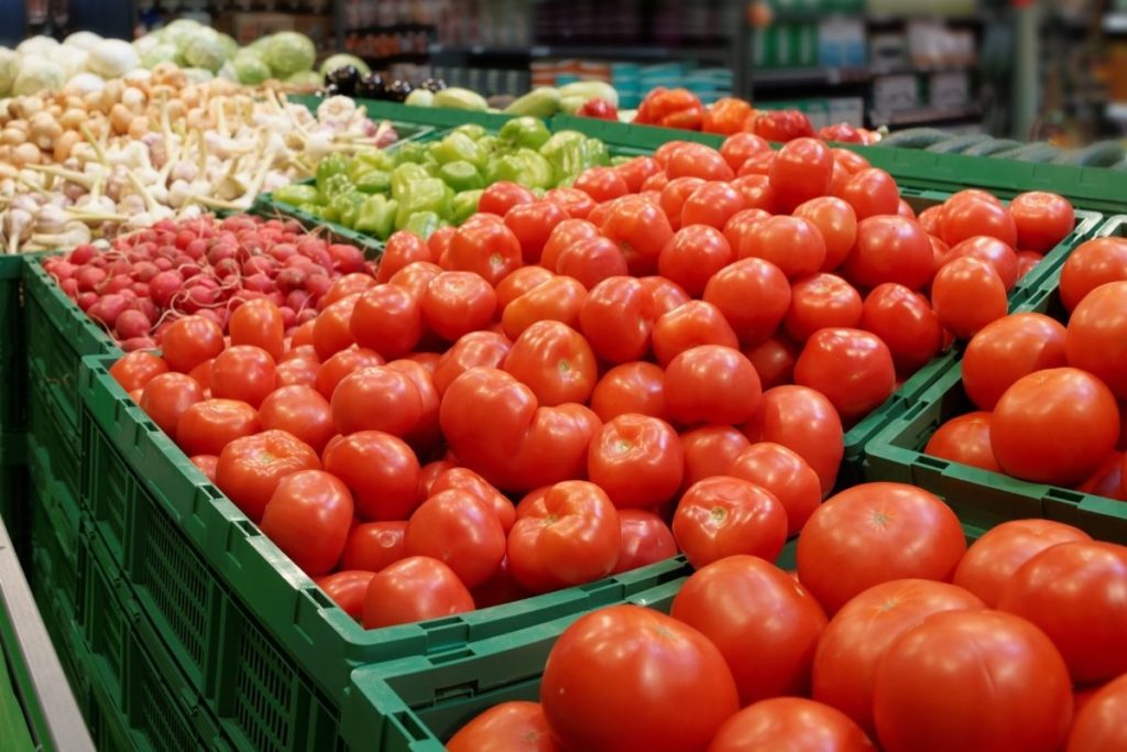 tomatoes in a supermarket