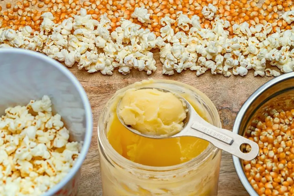 making popcorn with clarified butter