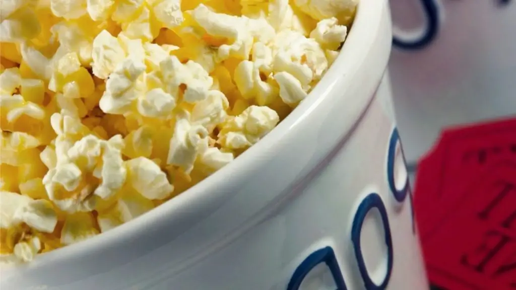 popcorn made with flavacol