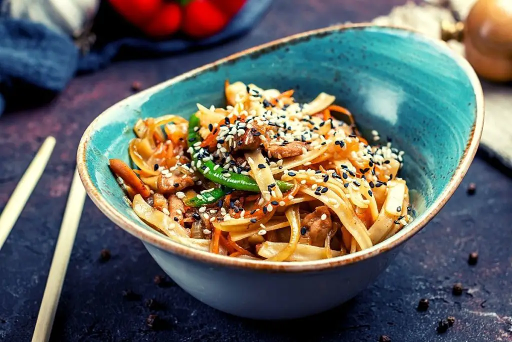 cold peanut sesame noodles