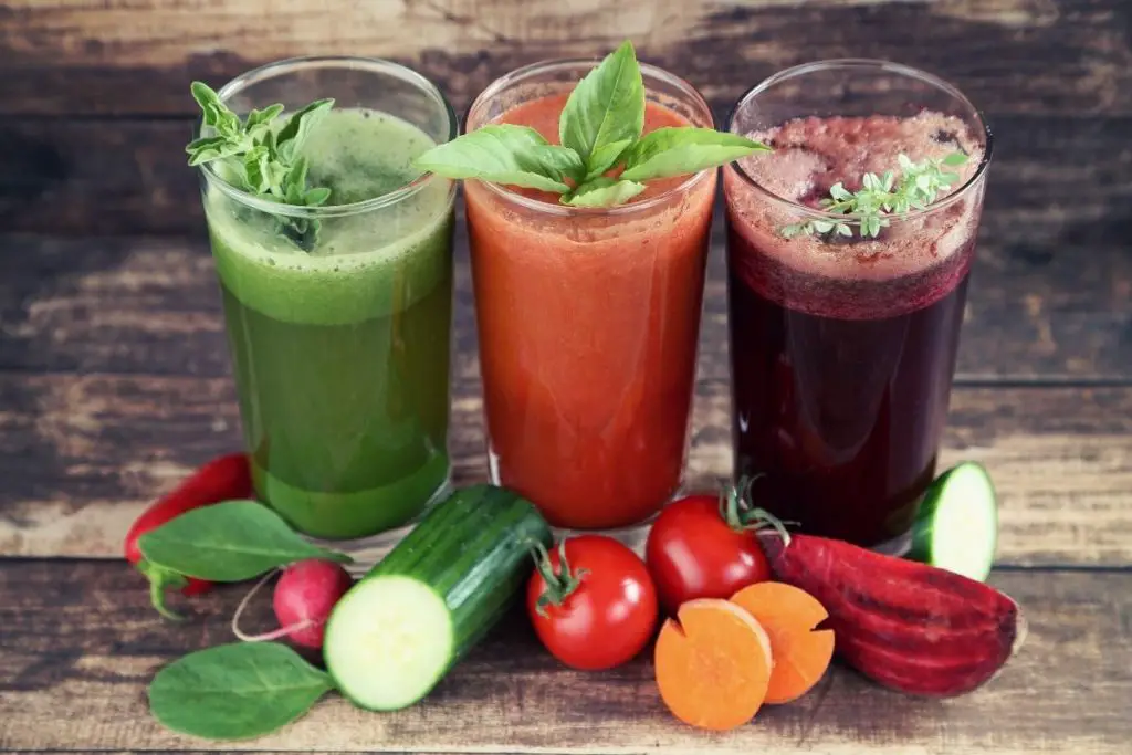 beetroot, tomato and green juice