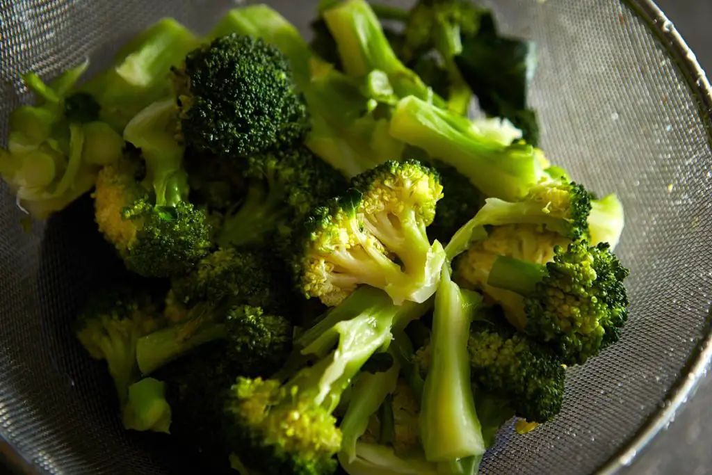 blanched broccoli