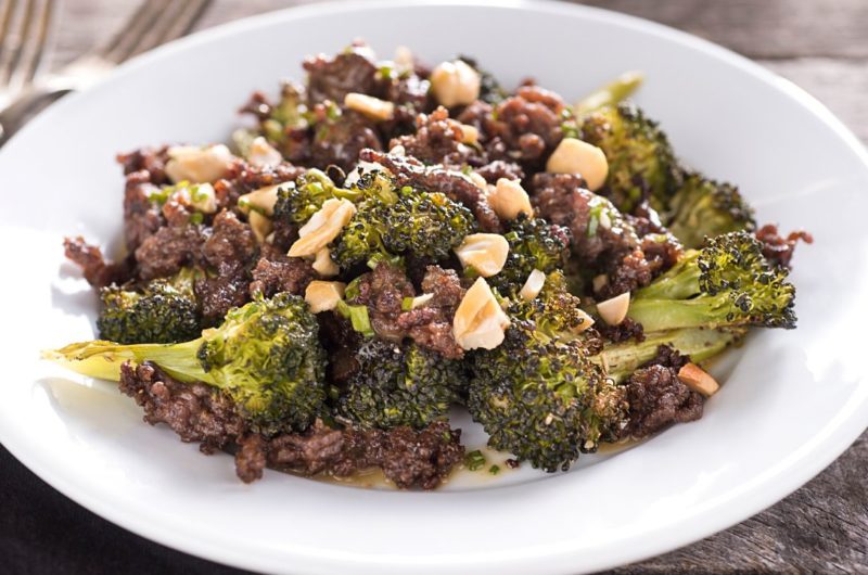 Keto Low-Carb Beef and Broccoli