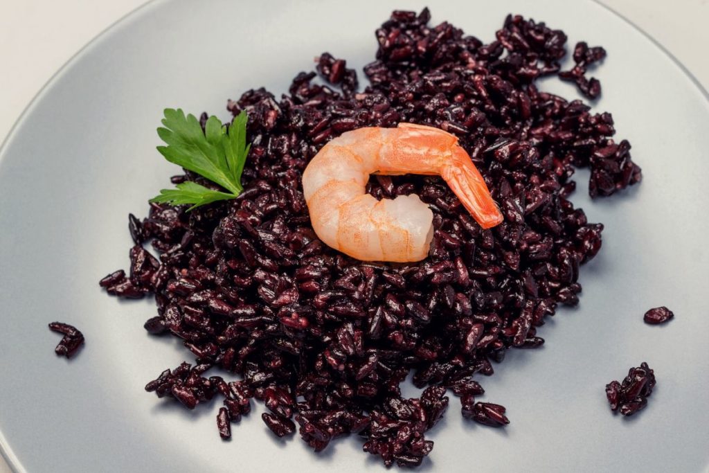 serving of cooked black rice
