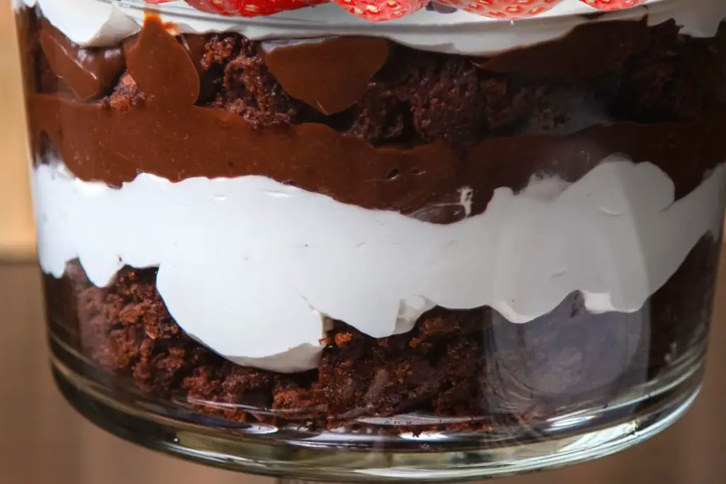 chocolate pound cake trifle