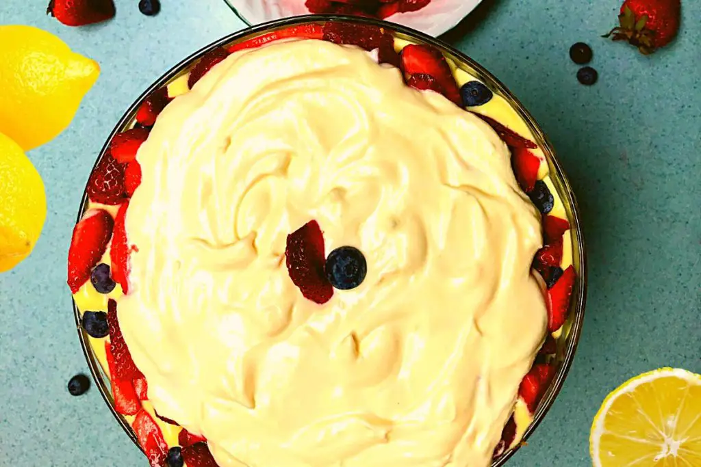 lemon berry trifle with pound cake