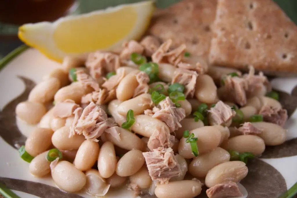 white bean tuna salad 