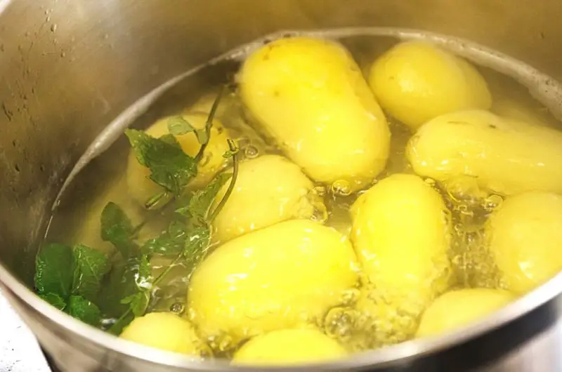 Boiling Potatoes Without Them Falling Apart