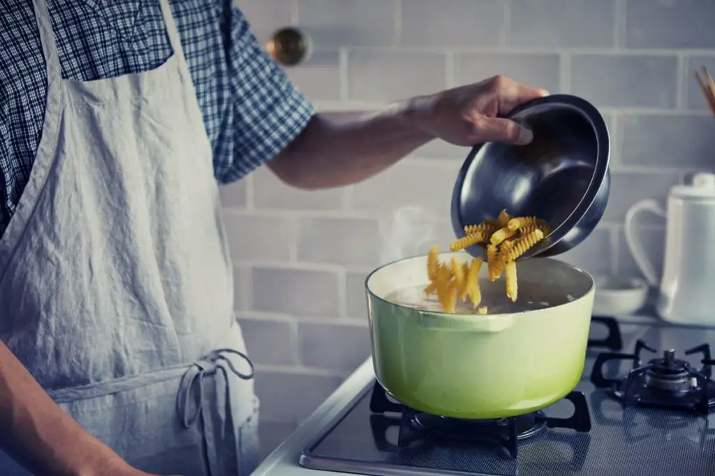 cooking chickpea pasta