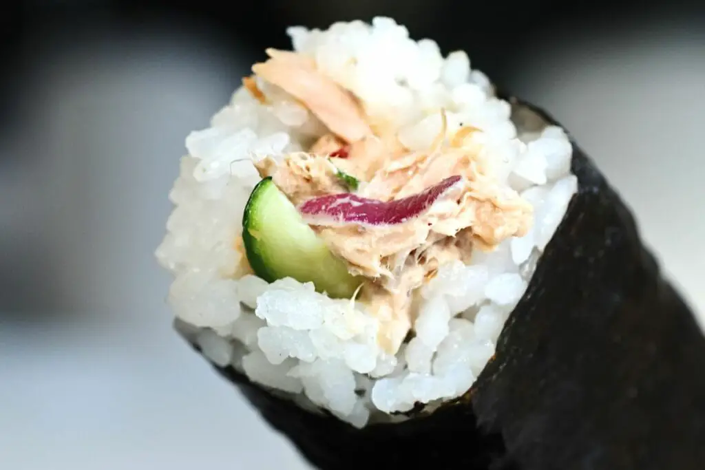 canned tuna maki sushi