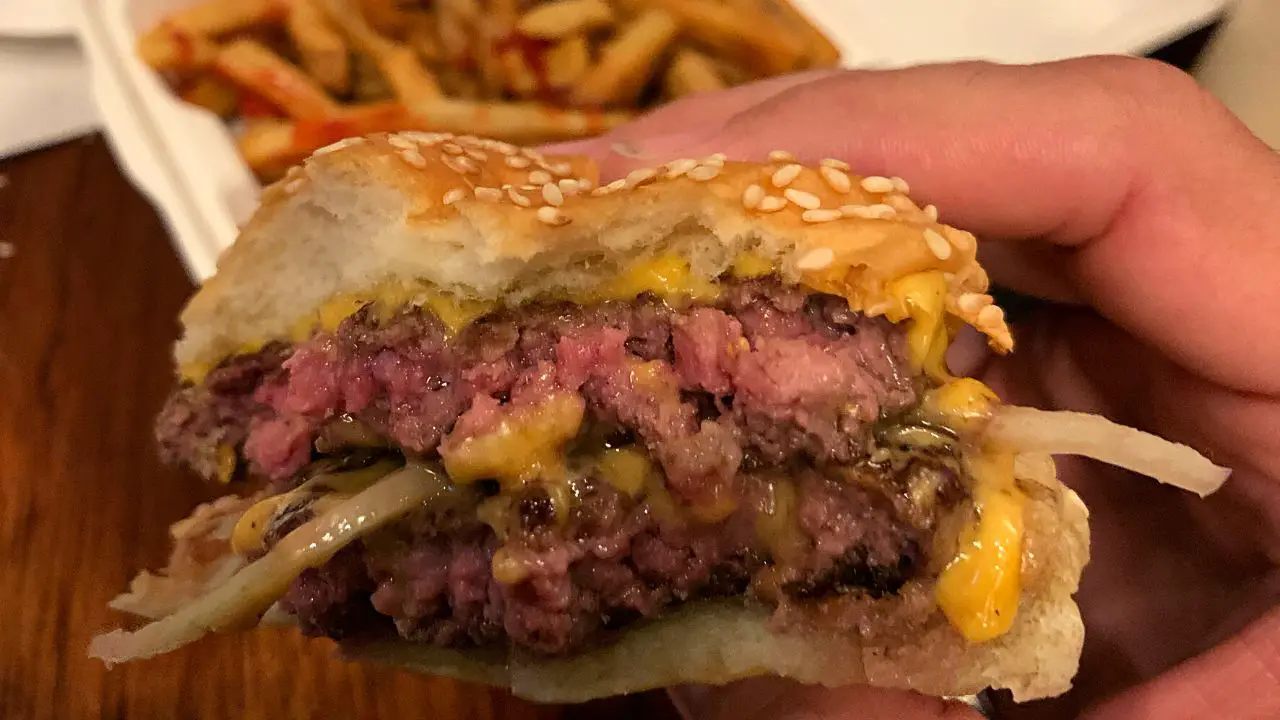 I Ate A Burger That Was Pink In The Middle Now What 