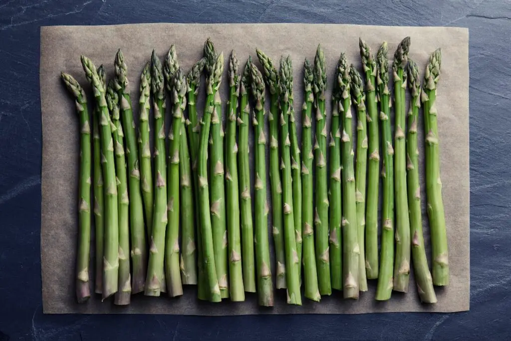 bunch of asparagus