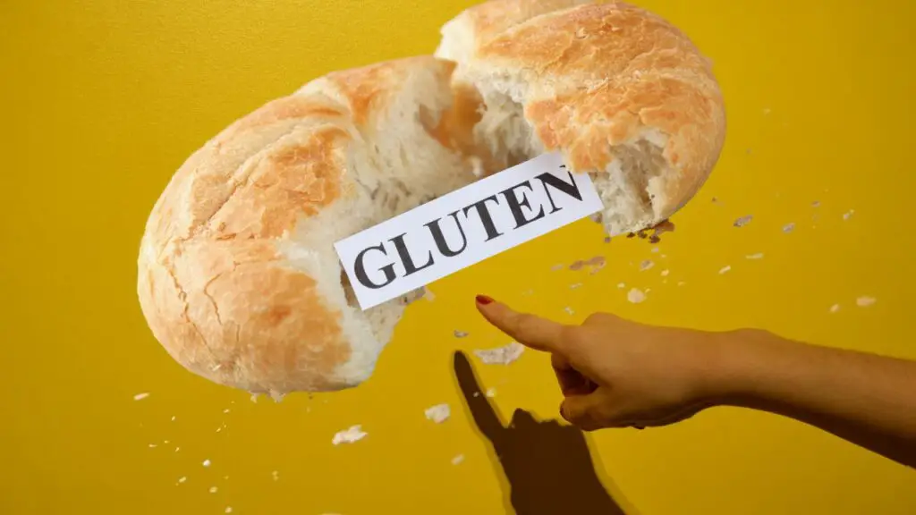 bread, one of the common foods with gluten