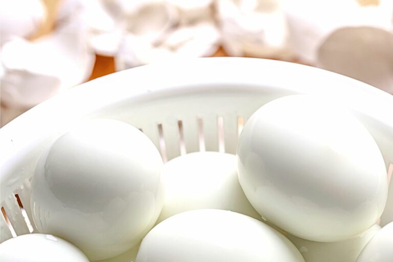 How To Boil Duck Eggs To Perfection (Boiling Times And Tips)