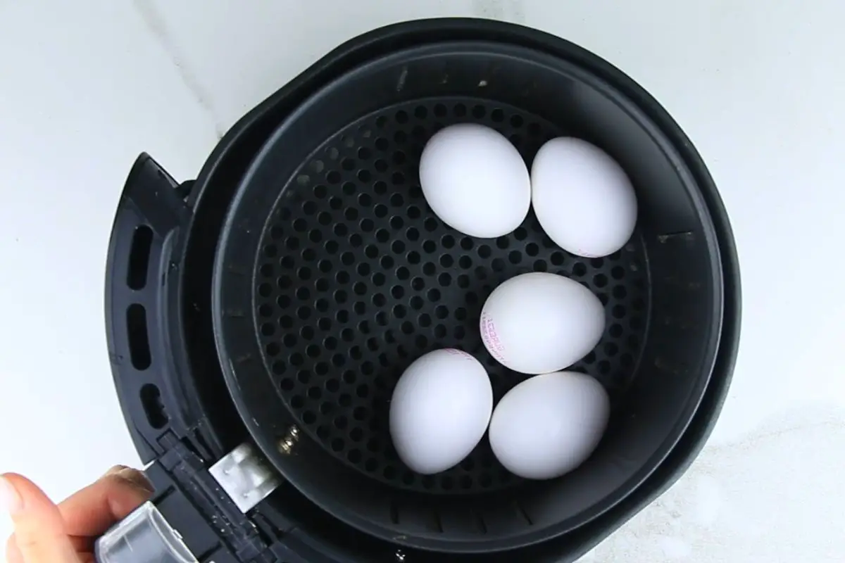 Making Hard Boiled Eggs In An Air Fryer - Useless Hack Or Game Changer?