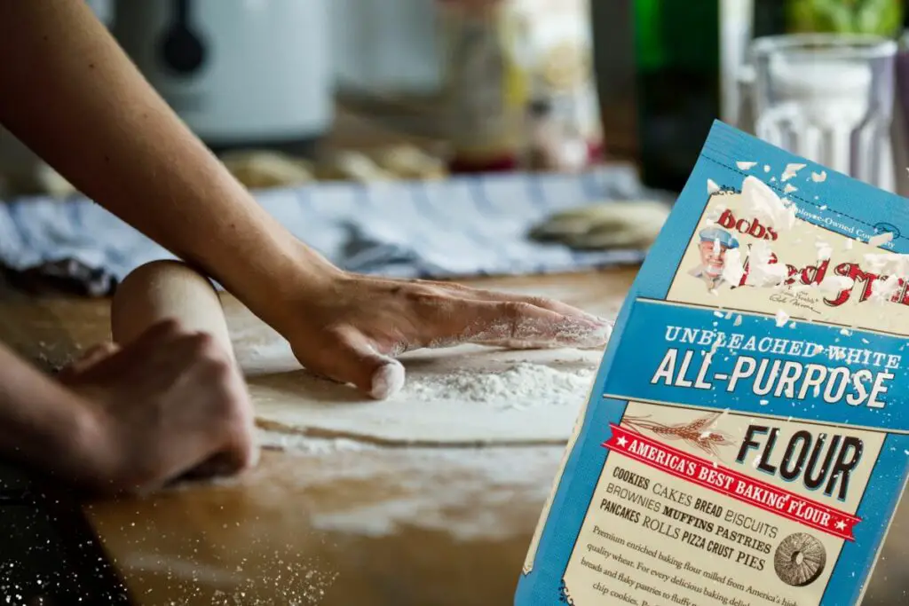 making pizza dough with all purpose flour
