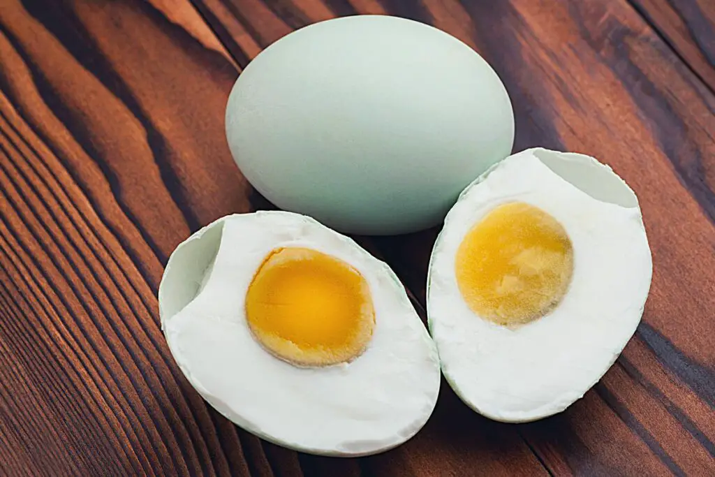 preparing wild duck eggs for cooking