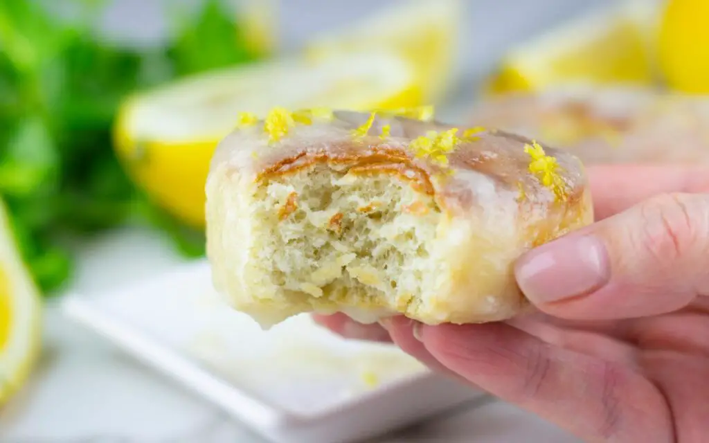 easy air fryer doughnut 