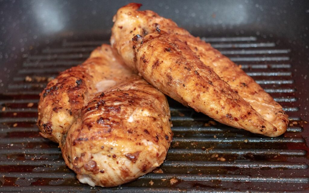 cooked chicken breast 