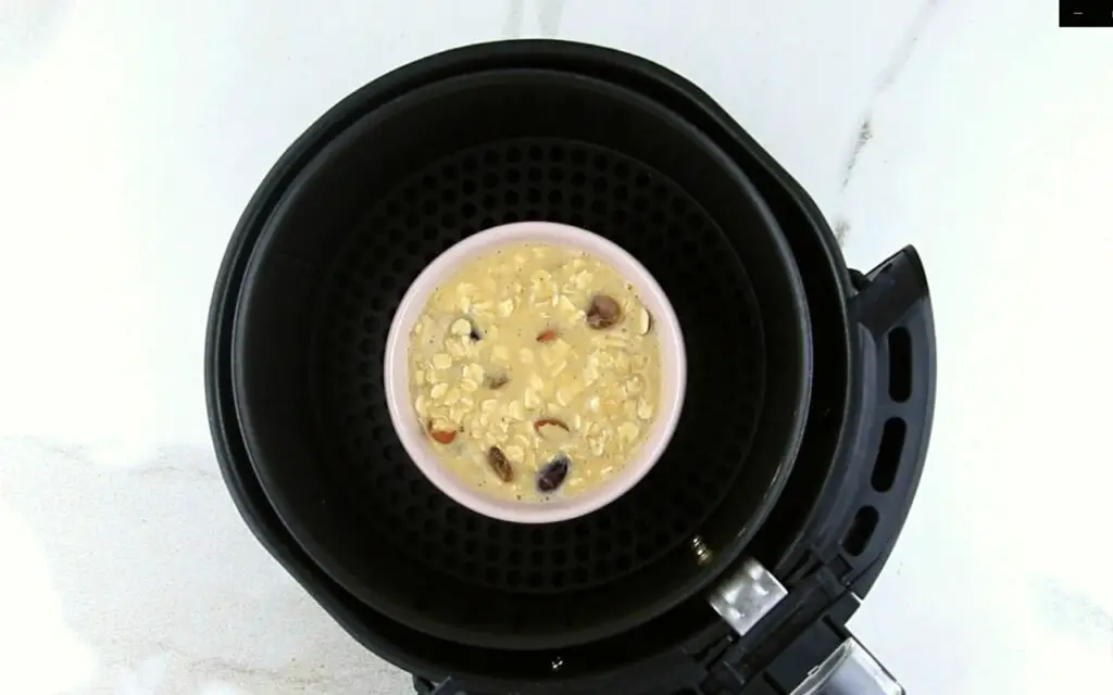oat mix in the air fryer basket 