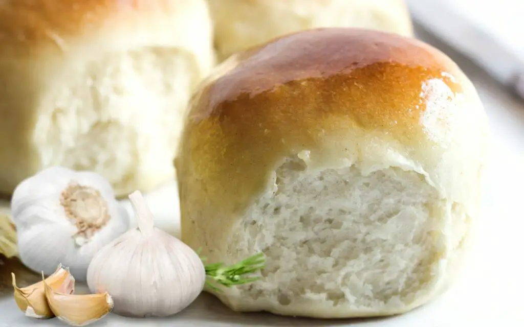 savory air fryer bread rolls 