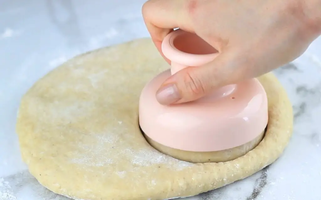 Using a doughnut cutter