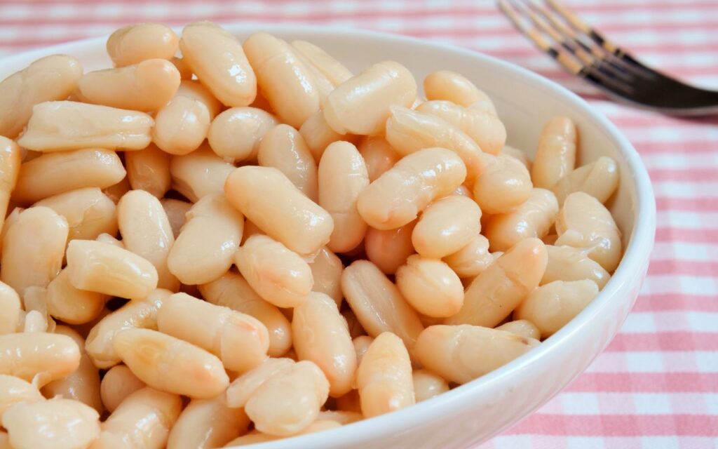 cup of cooked white beans