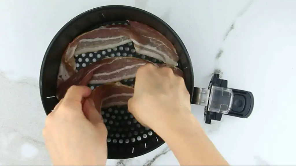 cooking bacon in air fryer