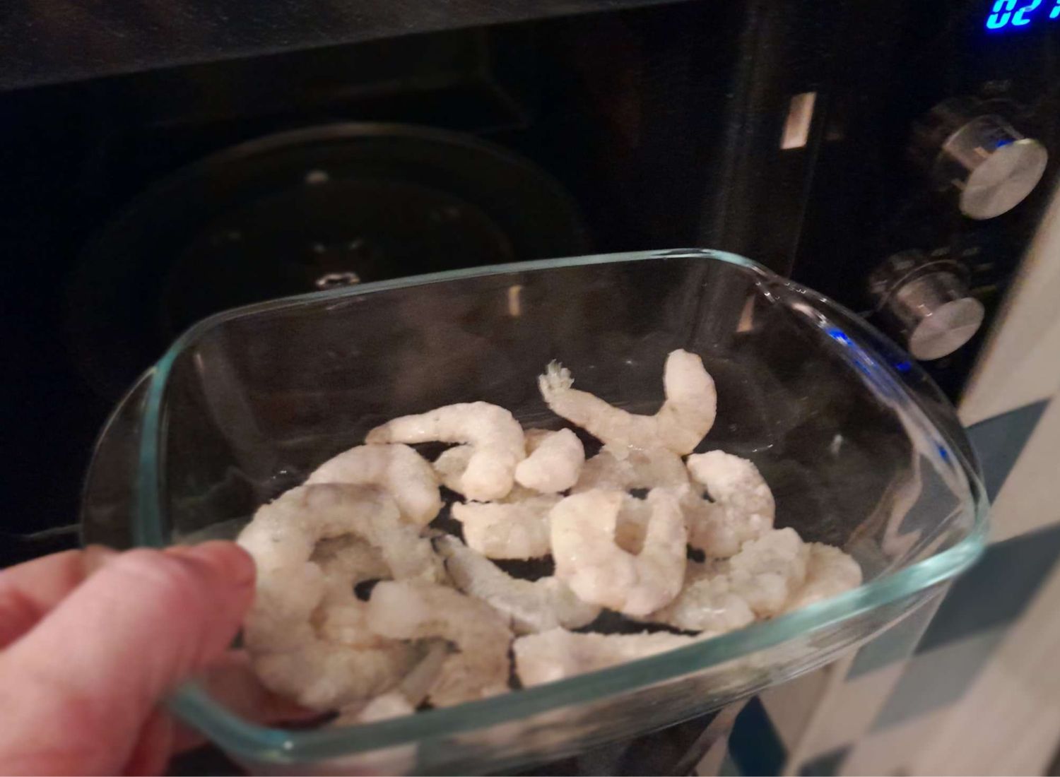 Can You Microwave Frozen Shrimp? (Tips To Avoid A Rubbery Mess)