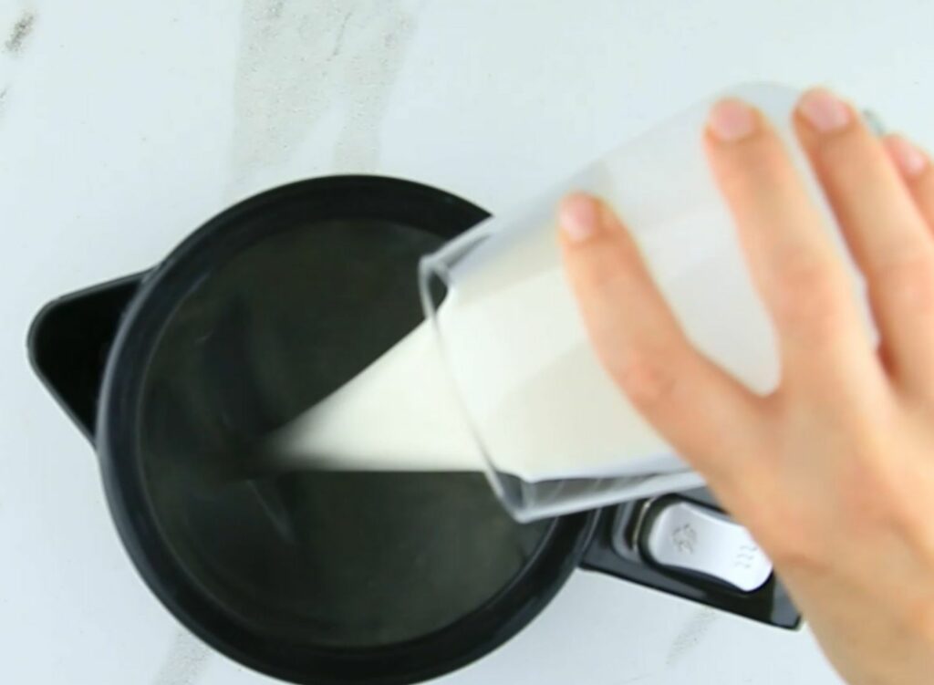 here is how to boil milk in kettle without burning
