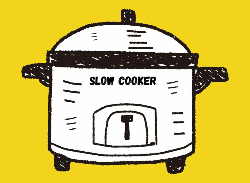 average size of slow cooker 