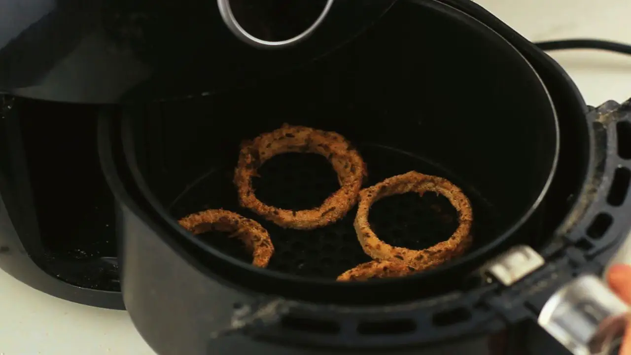 low carb air fryer onion rings no breadcrumbs