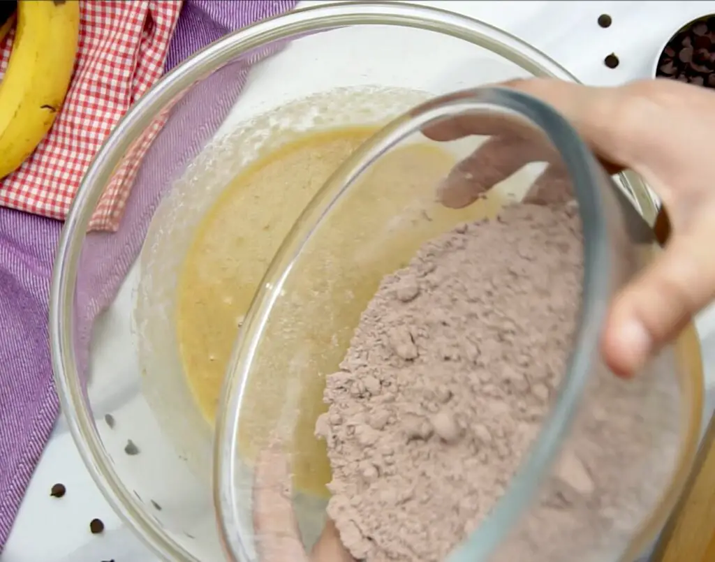 mixing wet ingredients and dry ingredients